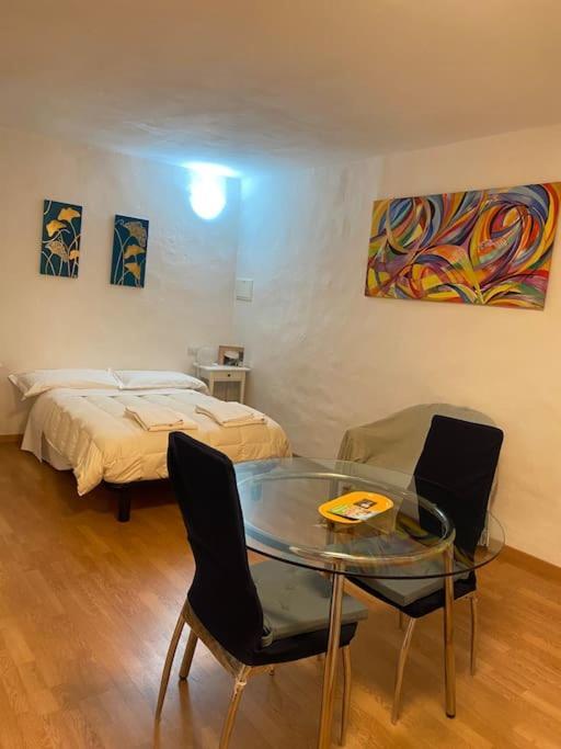 Gianfranco - City Center Apt Florenz Exterior foto